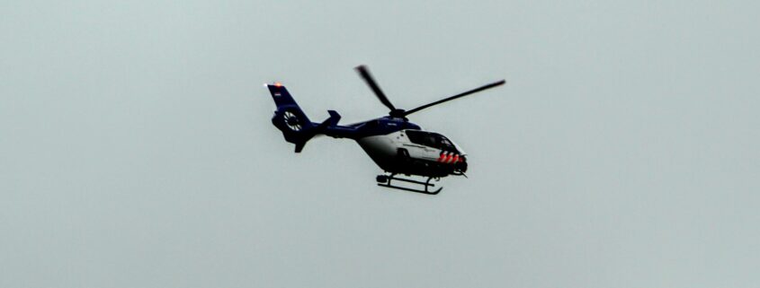Politiehelikopter boven Grou zoekt motorkruizer Amigo