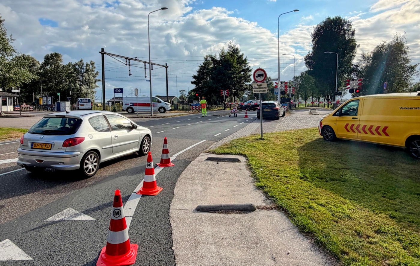 Storing bij spoorwegovergang Grou Jirnsum zorgt voor aangepaste treindienst